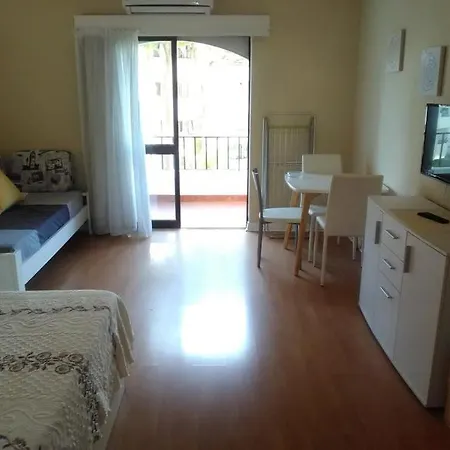 Leziria Otel